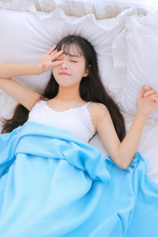 打屁股眼小说